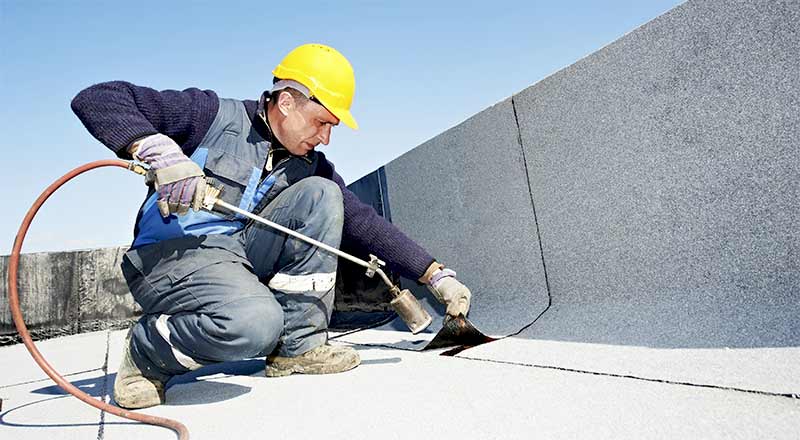 HMPRO COUVERTURE TOURS : couvreur en INDRE-ET-LOIRE (37) sur TOURS et les alentours. : Travaux de couverture, zinguerie, nettoyage démoussage peinture hydrofuge toiture, étanchéité toit terrasse, isolation toit / comble, traitement bois charpente,, nettoyage, démoussage, imperméabilisation, ravalement peinture façade, pose débardage et nettoyage des extérieurs. HMPRO Couverture Tours : intervention en INDRE-ET-LOIRE (37) sur TOURS et les alentours.